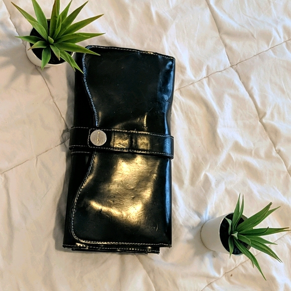 Mac makeup brush case - Picture 1 of 3